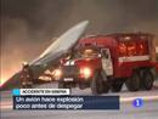 Telediario 1 - Tres muertos y 34 heridos al incendiarse un avión en Rusia
