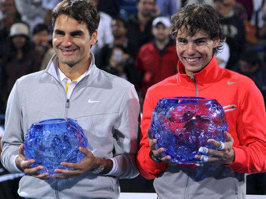 Telediario 1 - Nadal vence a Federer en Abu Dabi