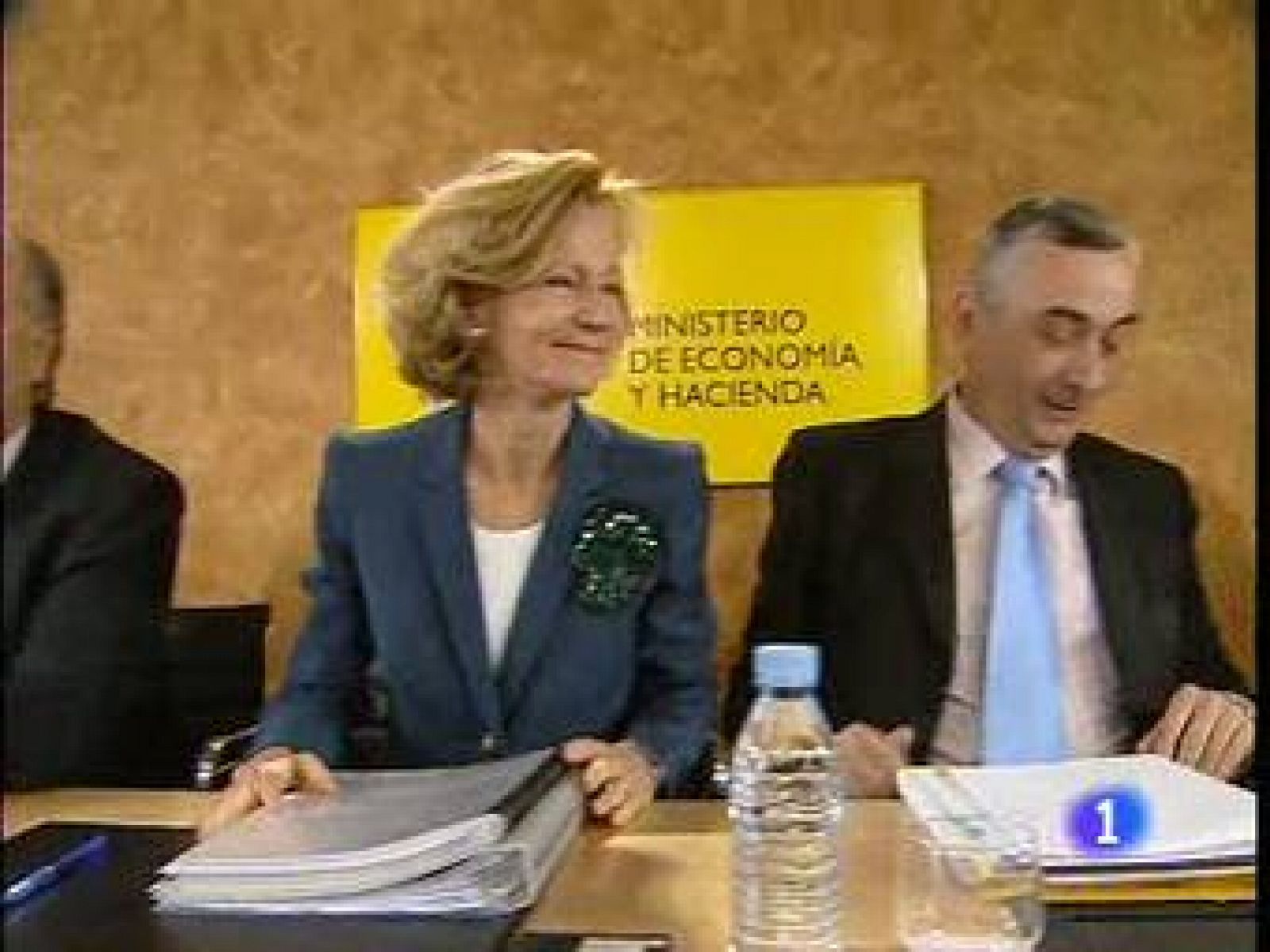 Telediario 1: El Gobierno confía en que 2011 sea un año marcado por la confianza en lo económico | RTVE Play