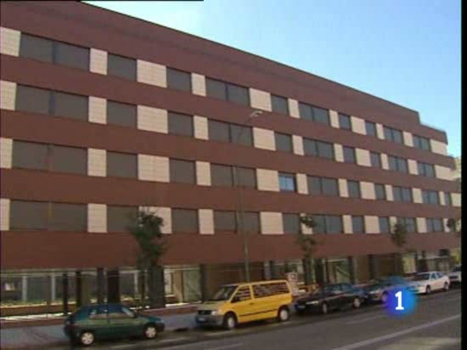 En la compra sólo pueden deducir los que tengan ingresos inferiores a 24.107 euros. Pero los cambios afectan también a propietarios de viviendas en alquiler y a los inquilinos.