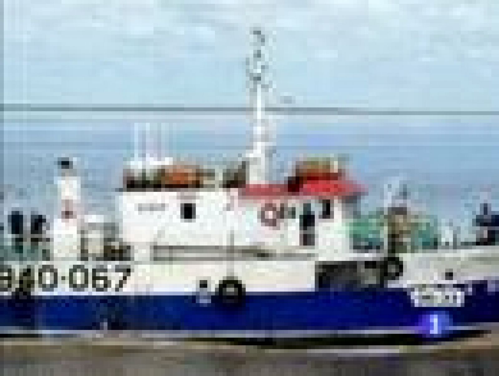 El barco secuestrado en Mozambique con dos españoles está localizado pero no responde a las llamadas.