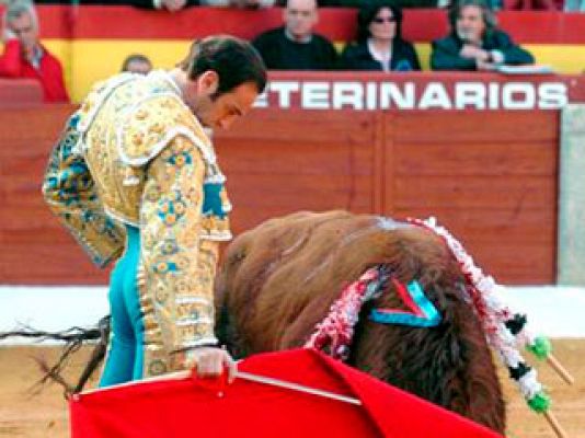 La mañana - Enrique Ponce ahora canta