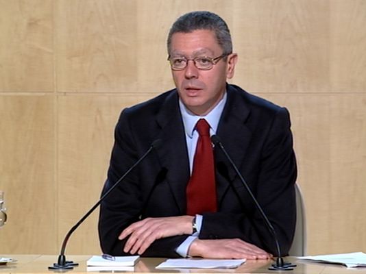 Telediario 1 - Álvarez Cascos criticado