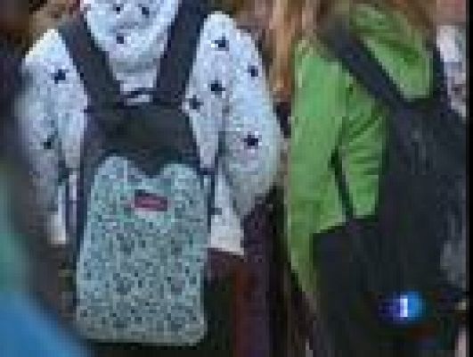 Telediario 1 - Regulación del acoso escolar