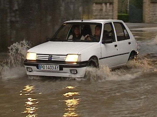 Telediario 1 - Pontevedra inundada