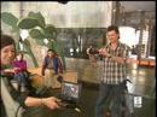  - Discapacitados aprenden arte