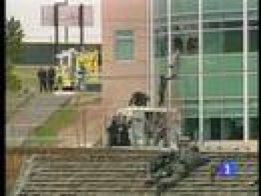 Telediario 1 - Una historia de violencia en EE.UU.