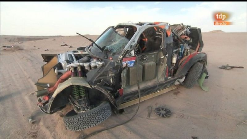 El piloto qatarí Nasser Al Attiyah (Volkswagen) se ha adjudicado la séptima etapa de coches del Dakar, entre Arica y Antofagasta, por delante del español Carlos Sainz (Volkswagen), que mantiene una jornada más el liderato en la general. Al Attiyah le