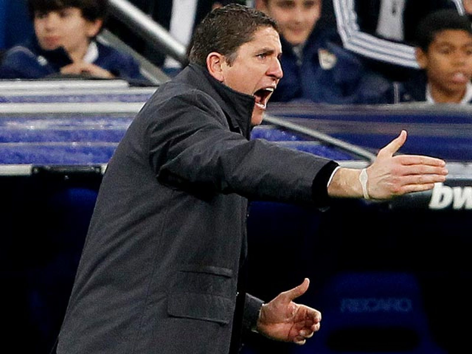 "Los árbitros tienen miedo en el Bernabéu" | Ver