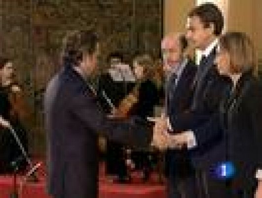 Telediario 1 - Homenaje a los caídos