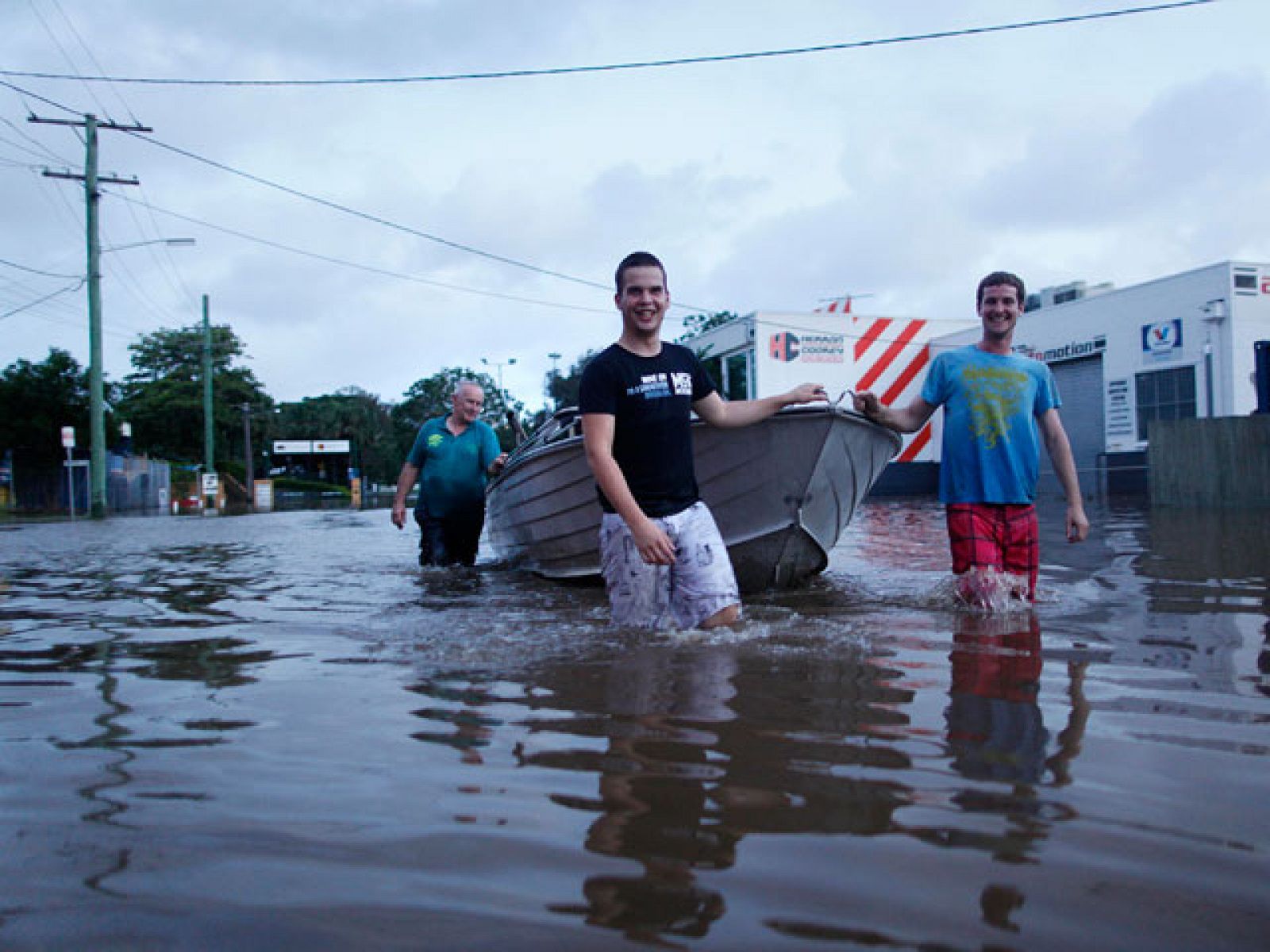 Es la tercera ciudad más poblada de Australia. La lista de vícitmas mortales por las inundaciones ha aumentado a 23. Hay decenas de desaparecidos.