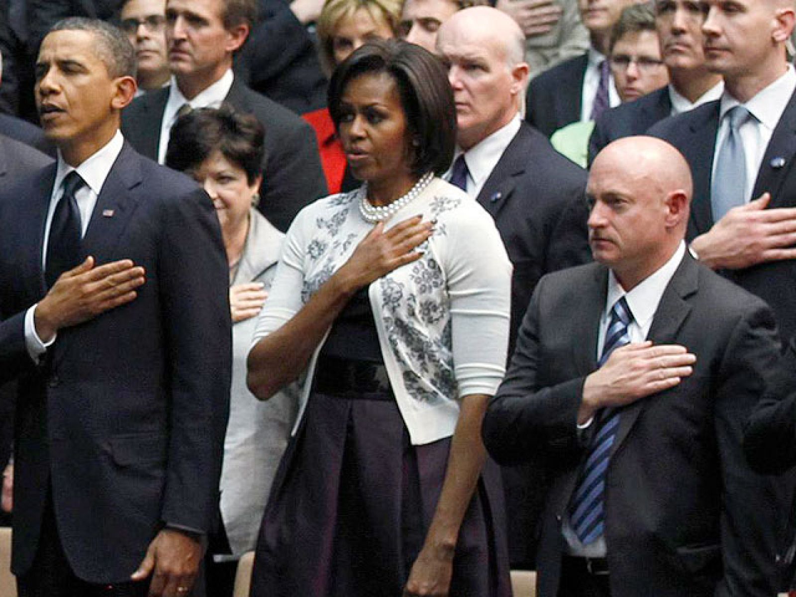 Obama asiste en Tucson al funeral por las víctimas del tiroteo de Arizona