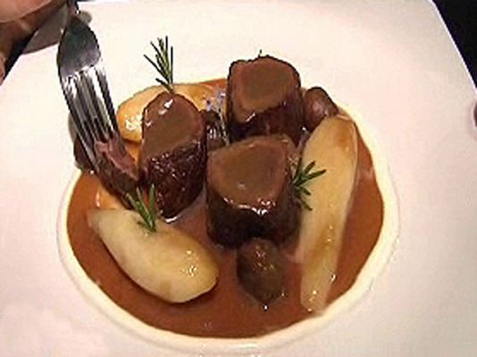 RTVE Cocina - Asado de lomo con castañas