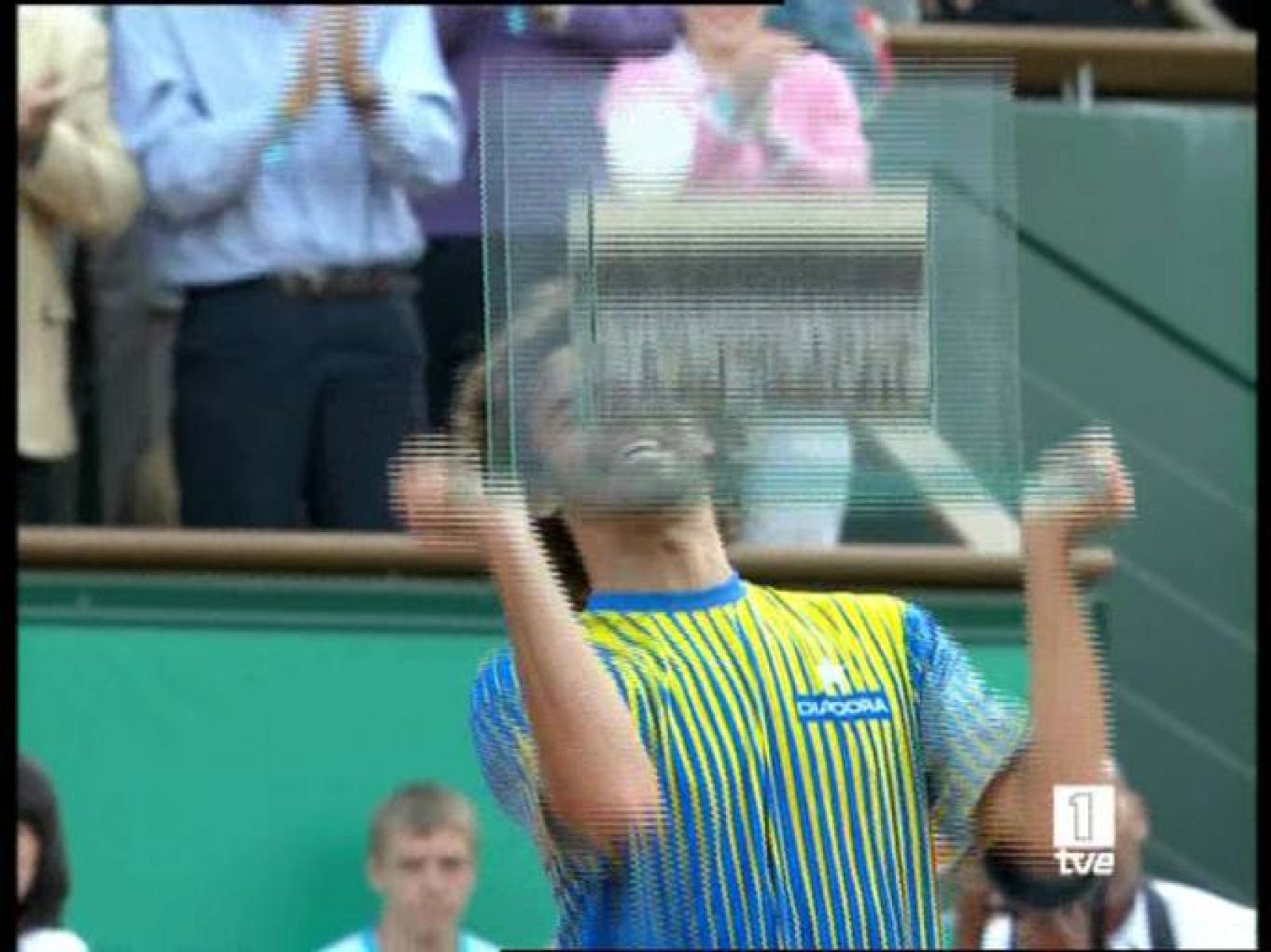 Kuerten se despide del tenis en París