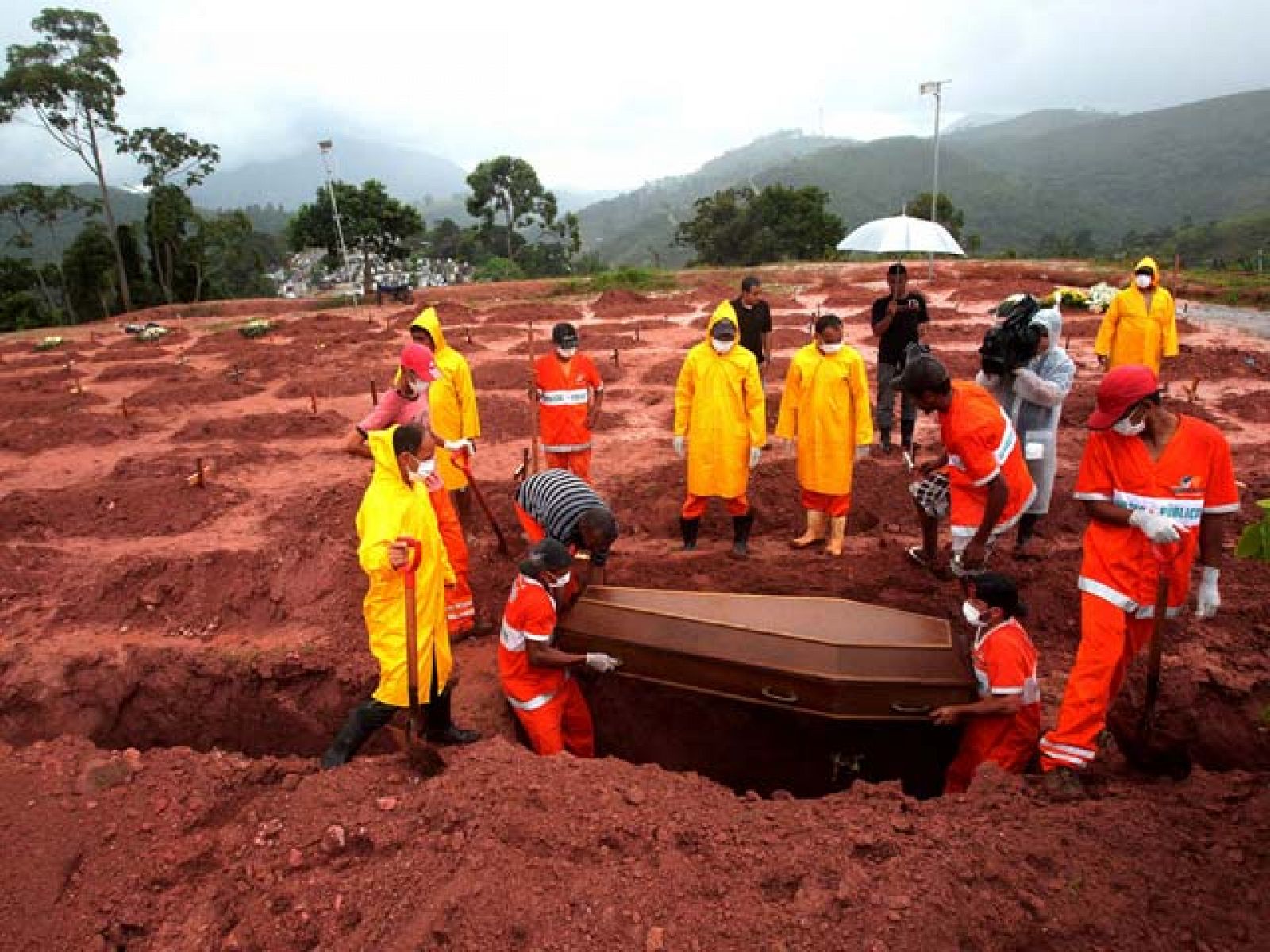 En Brasil continúan los rescates en las zonas devastadas por la lluvia | Ver