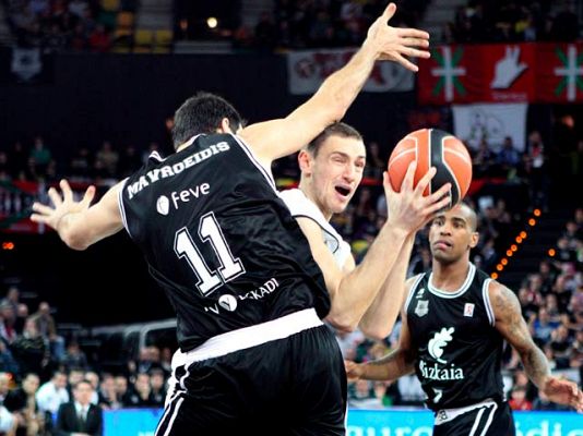 Baloncesto en RTVE - Bilbao 97 - 77 Sevilla