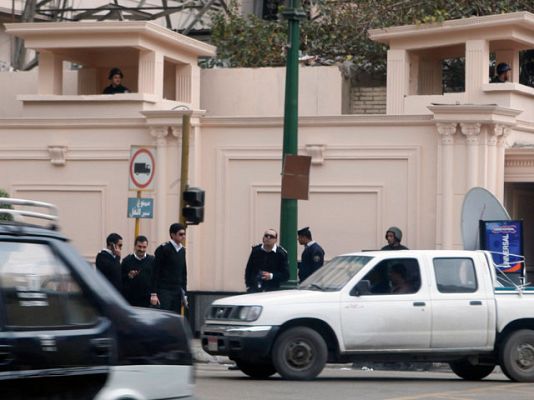  - Se quema a lo bonzo en El Cairo