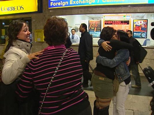 Llegan turistas españoles de Túnez