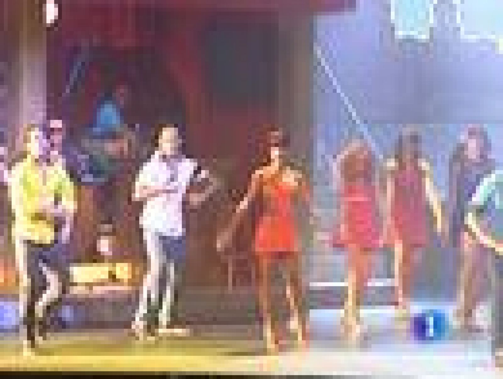 30 artistas cubanos llevan a Barcelona el musical "Bésame mucho"