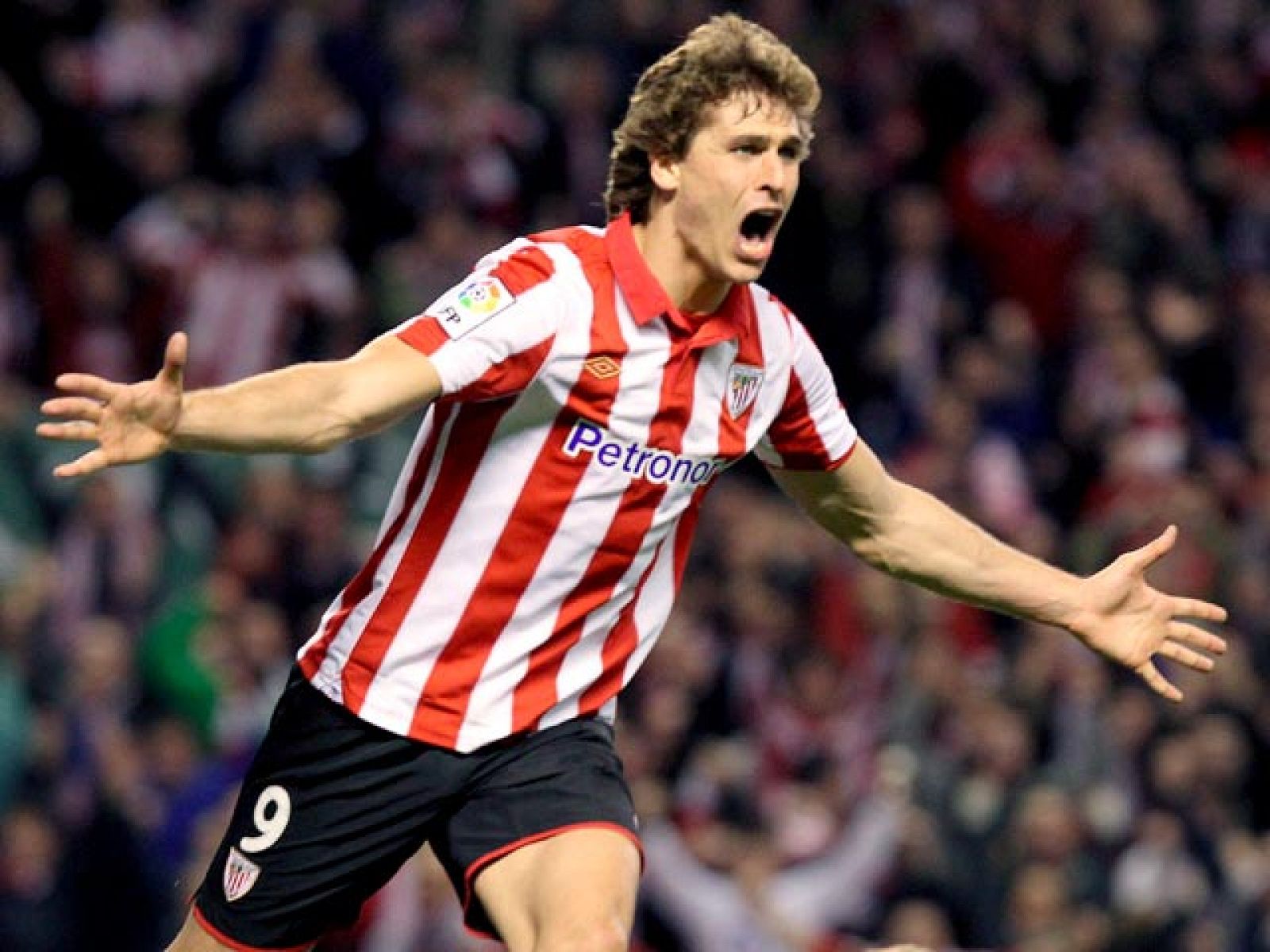 Un equipo de investigadores de la Universidad Politécnica de Valencia ha tasado al delantero del Ath. Bilbao, Fernando Llorente, en 33 millones de euros.