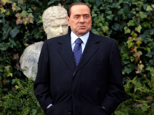 Berlusconi llamado a declarar
