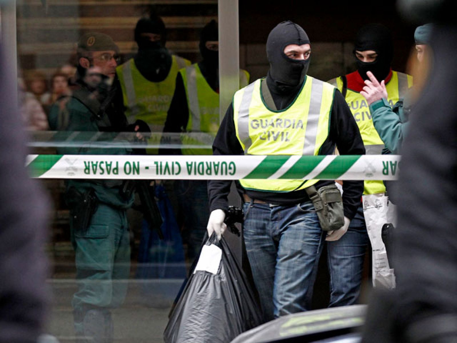 Telediario 2 en cuatro minutos - 18/01/11 | Ver