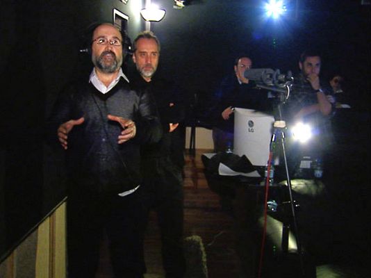 Telediario 1 - Doblando "¿Para qué sirve un oso?"