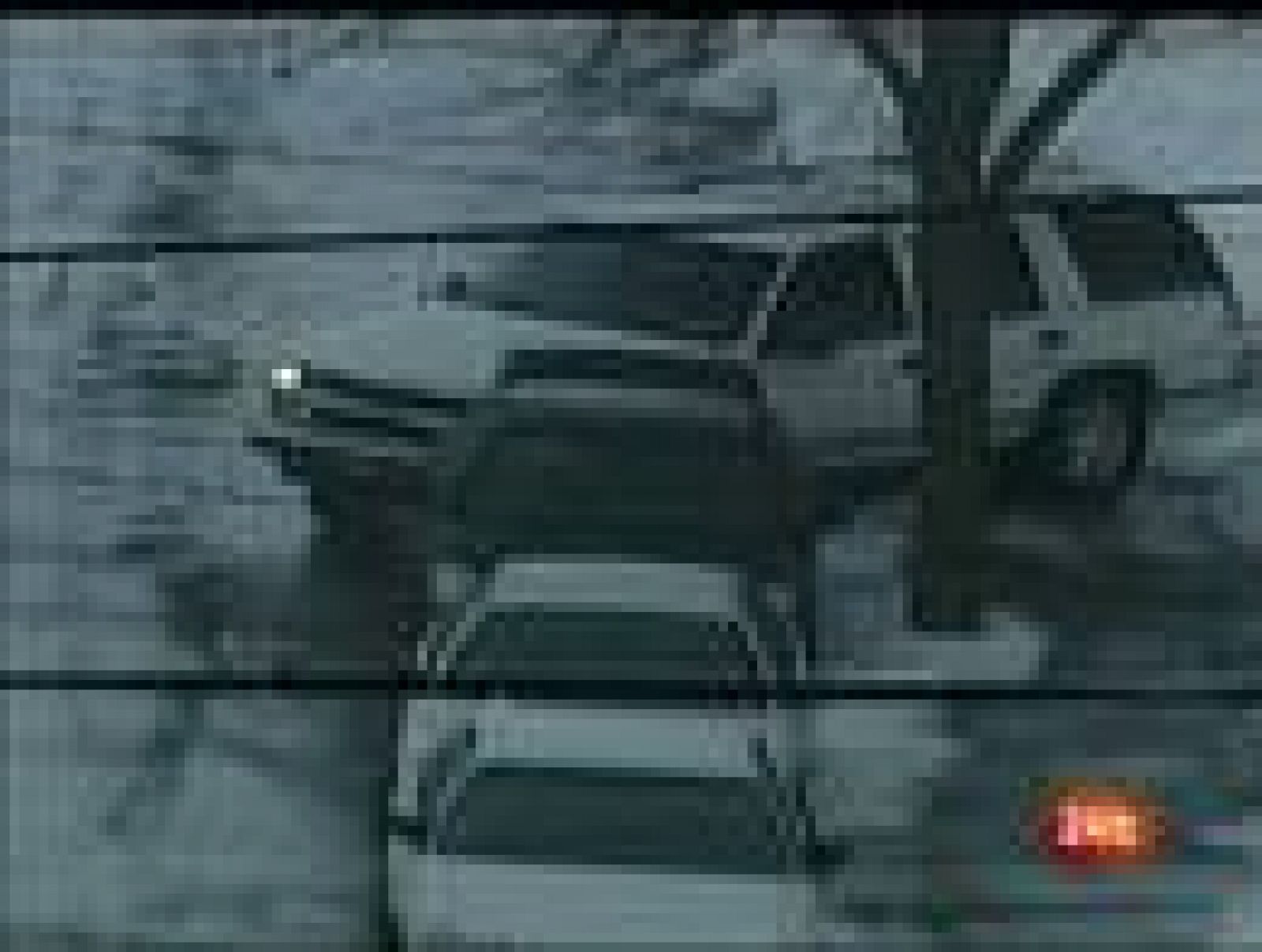 Las calles de Pittsburgh se convierten en una pista de coches de choque por las placas de hielo | Ver