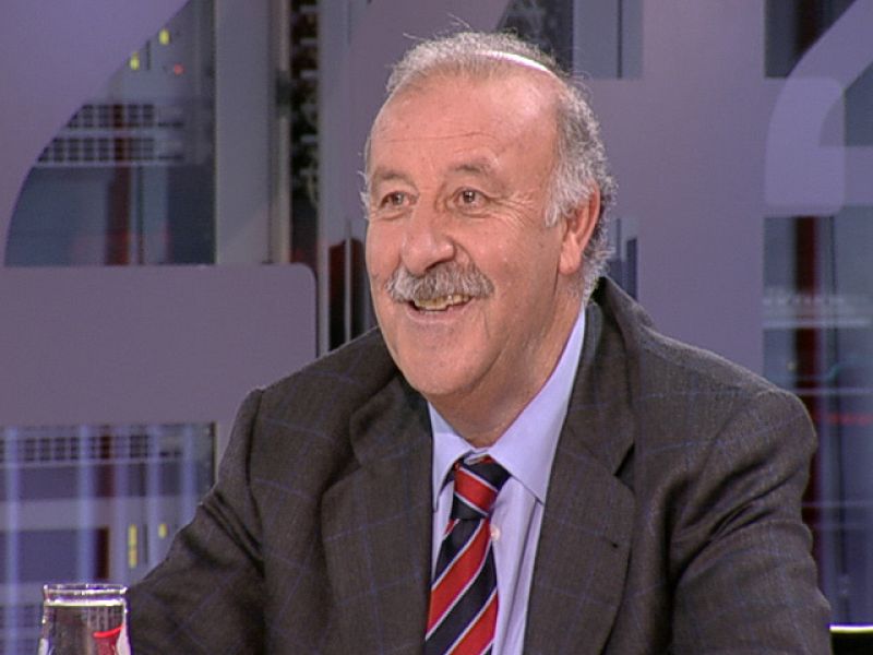 El seleccionador español de fútbol, Vicente Del Bosque, entrevistado en el Canal 24 Horas de TVE ha señalado sobre su continuidad que no la tiene clara.