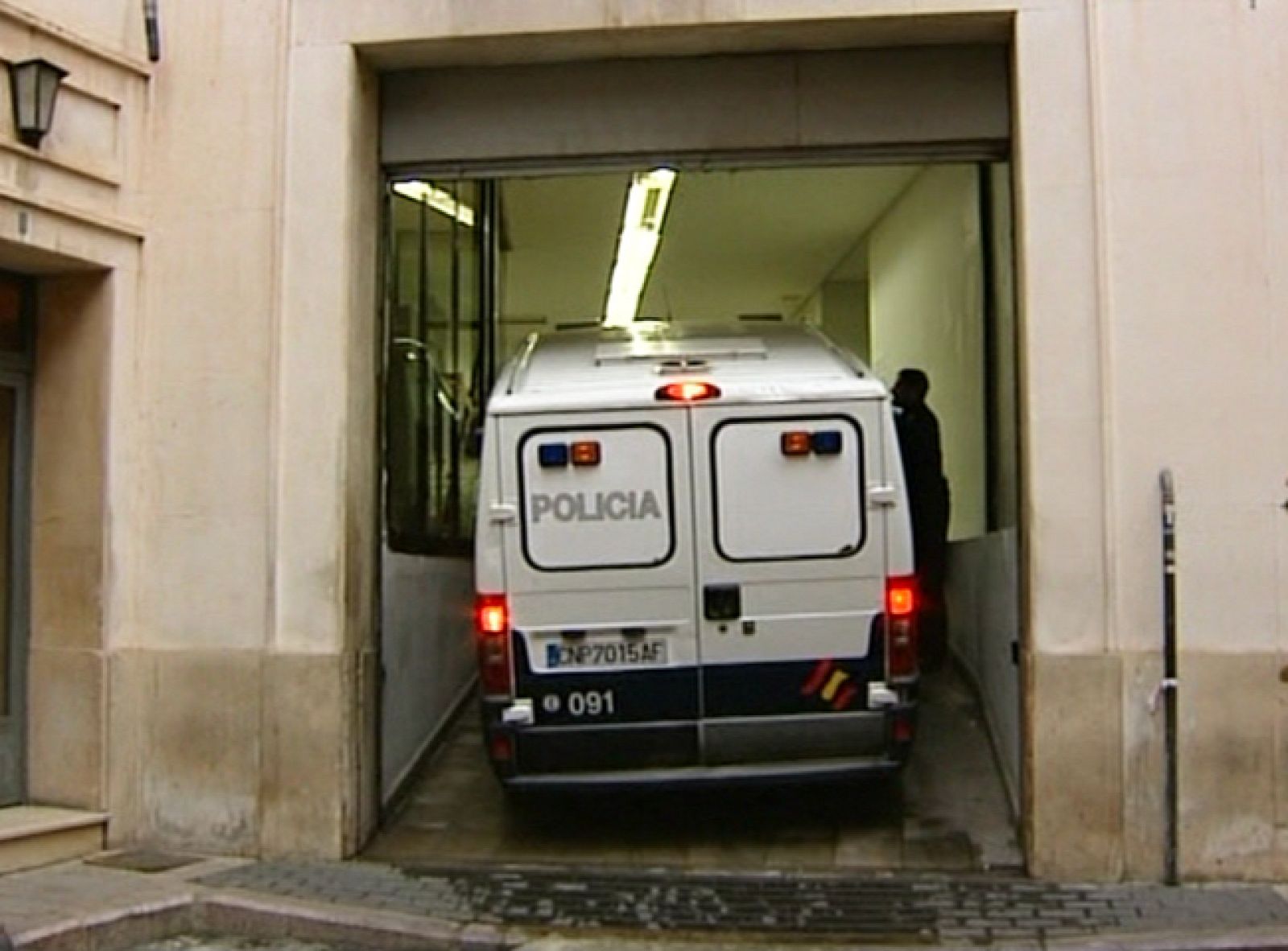 Declara ante el juez el único detenido por la agresión al consejero de Cultura de Murcia