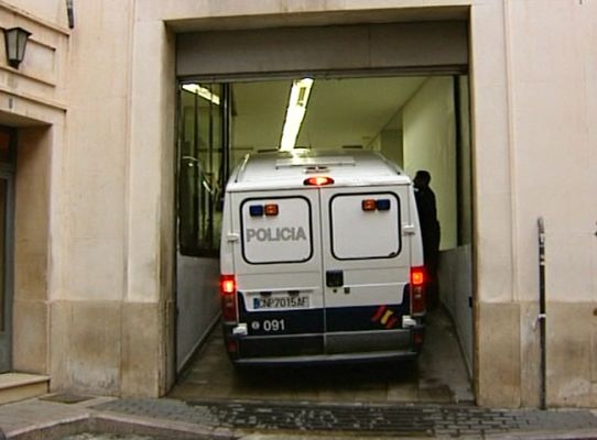 Telediario 1 - Declara ante el juez el detenido