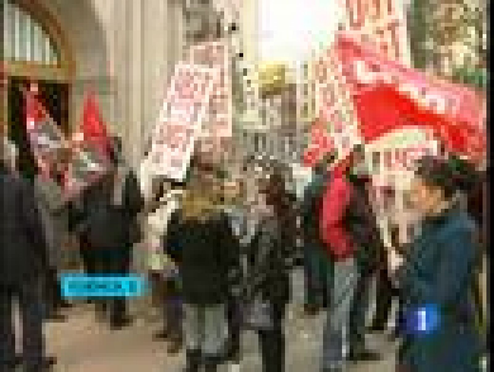 Gobierno, sindicatos y patronal vuelven a reunirse para tratar de buscar un acuerdo | Ver