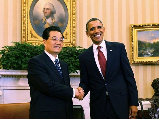 Telediario 1 - Telediario 2 en 4' - 19/01/11