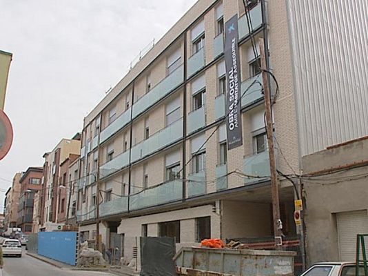 Telediario 1 - Bancos y Cajas como constructoras