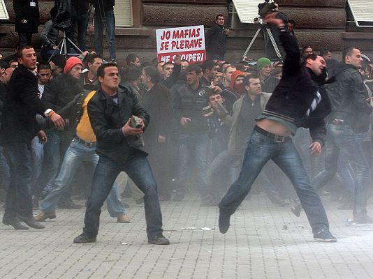 Protesta contra Gobierno de Albania