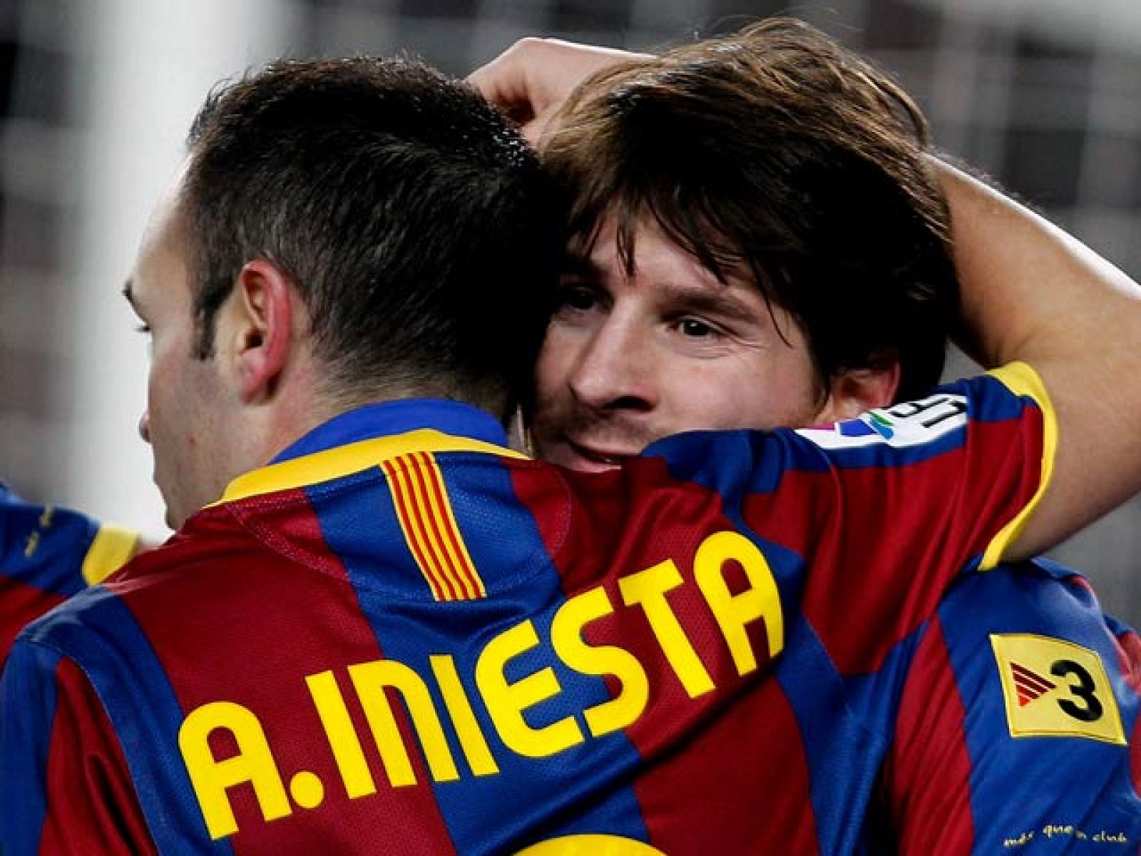 El Barcelona gana cómodamente al Racing