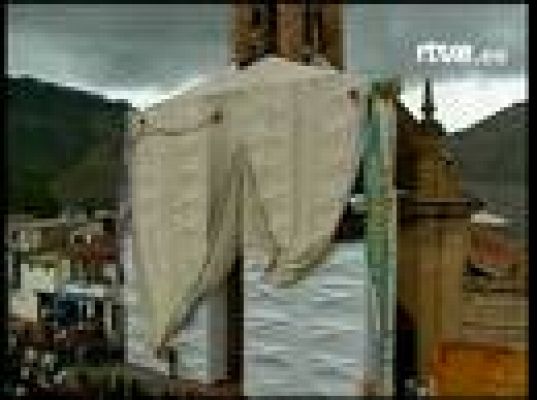  - Día Internacional del Poncho