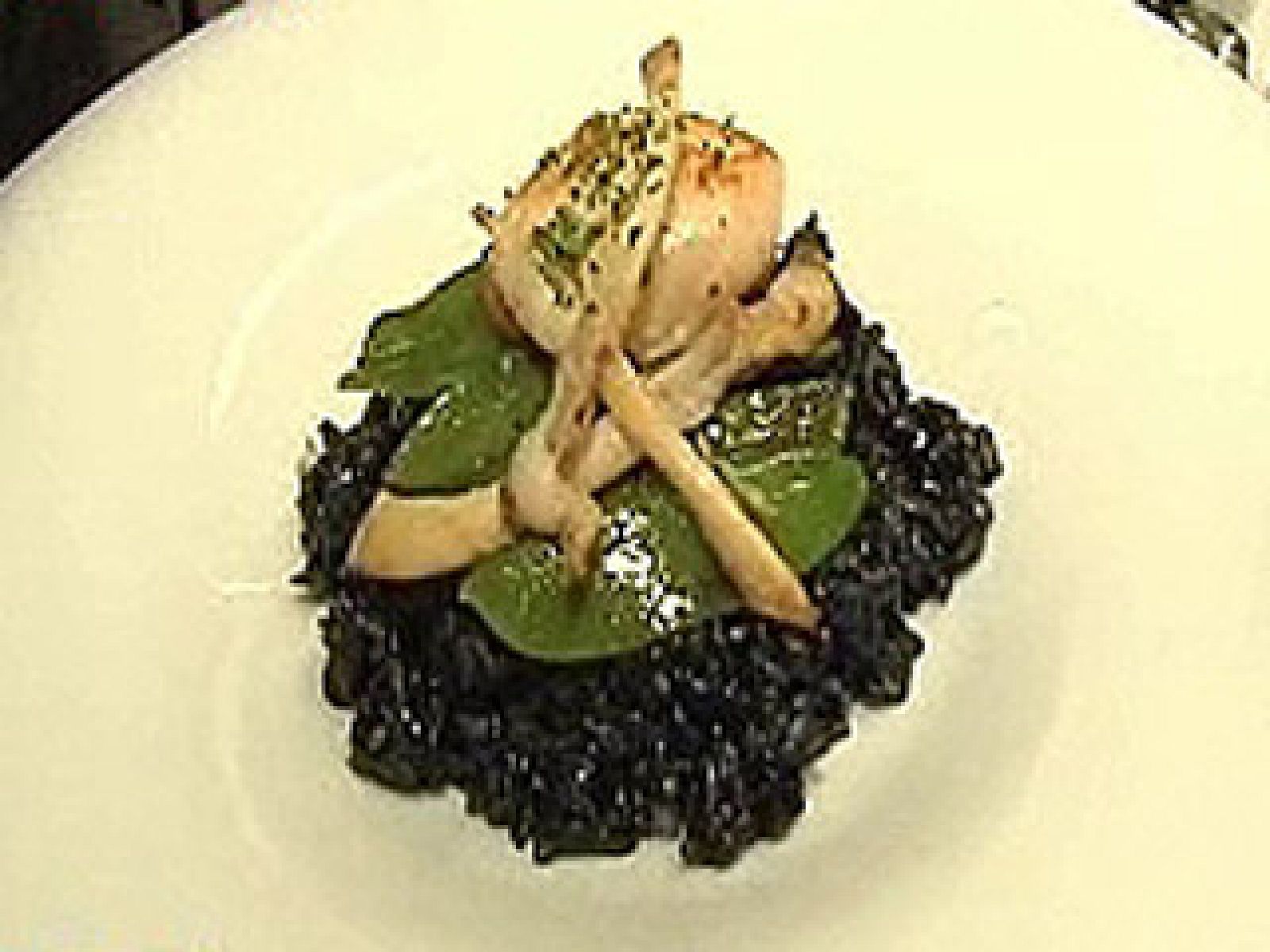 España Directo - Arroz negro con navajas