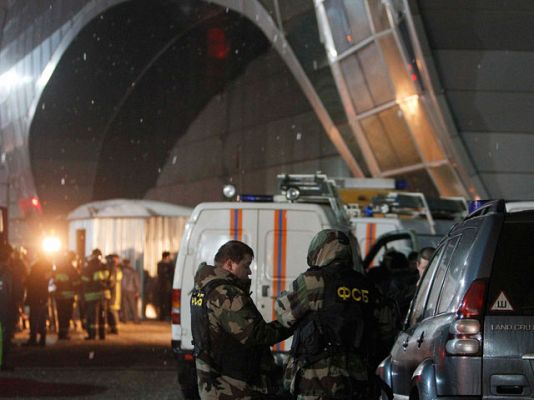 Telediario 1 - Telediario 2 en 4' - 24/01/11