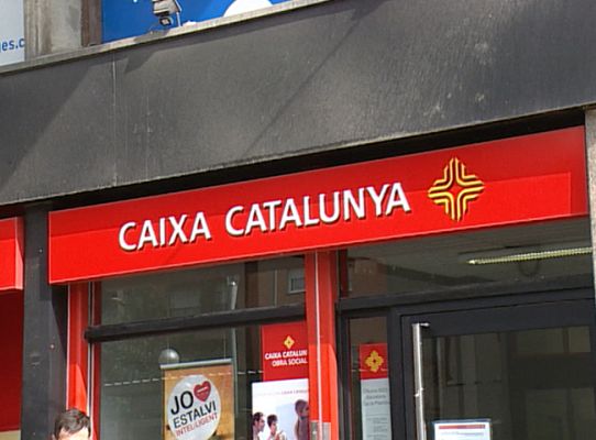 Telediario 1 - Cambios en las Cajas de Ahorro