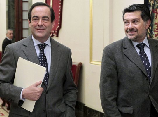 Telediario 1 - Pensiones de los parlamentarios