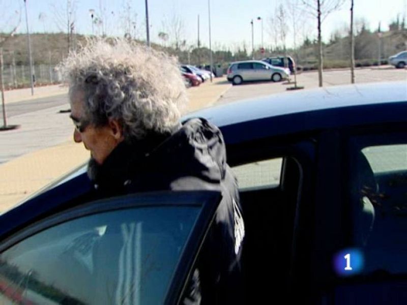 Pese a la inhabilitación que le impuso la Federación Española de Atletismo a raíz de verse implicado en la Operación Galgo, el preparador Manuel Pascua sigue entrenando, aunque sea en calidad de padre