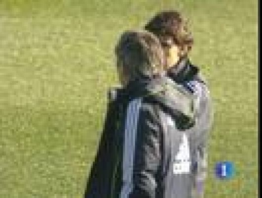 Telediario 1 - Karanka trata de enfriar el ambiente